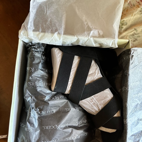 Kim Rogers Black Strappy Heels - Picture 2 of 5